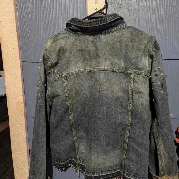 Boutique jacket - Picture 3 of 5